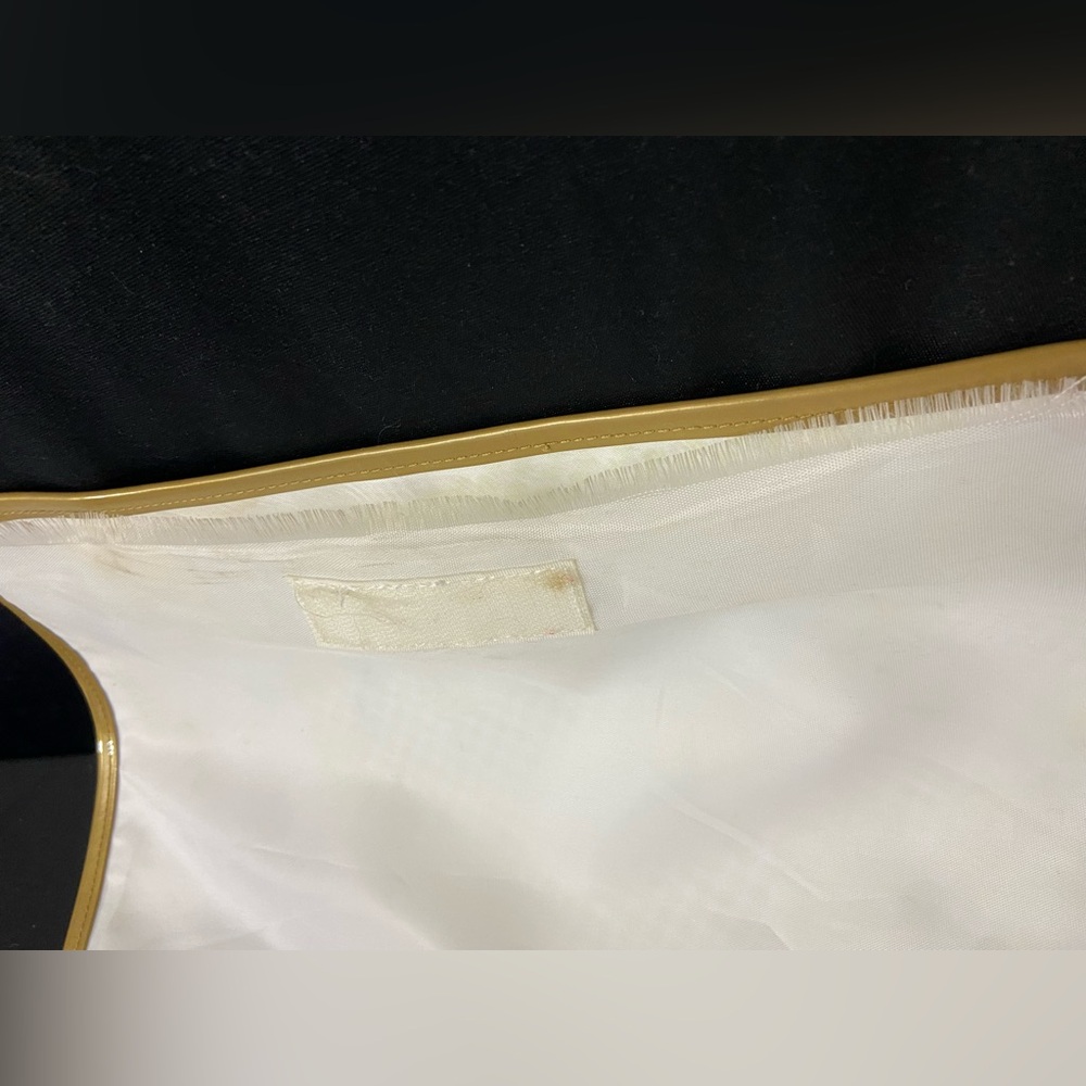 Hello Kitty Sanrio Y2K White & Gold Satchel Book / Duffel Bag 2006 - Picture 9 of 14